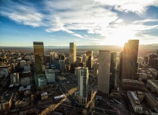 Colorado’s Diverse Economic Industries shutterstock_529200940