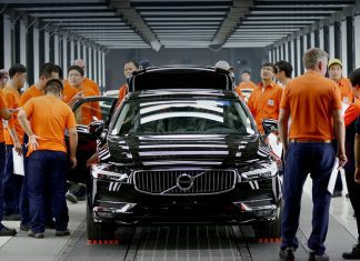 Chinese Car Market Suffers Record Slump -Fears Of Global Slowdown china car