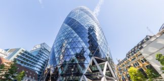 London Rides Out the AI Rout as UK Growth Beats Forecasts, but Energy Costs Loom london pic