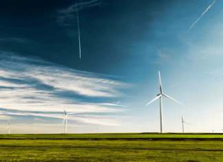 Kaiserwetter: Harnessing the power of big data and artificial intelligence to drive investment into renewables