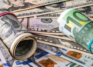 What causes the price of the GBP to rise and fall