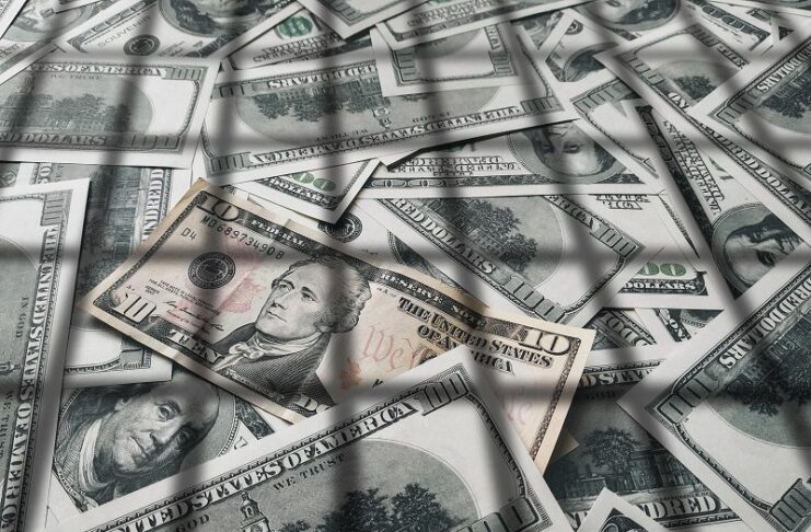 Facing financial crime: When should firms use on-demand financial crime expertise