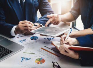 Different Types Of Financial Advice You Will Need Throughout Your Life
