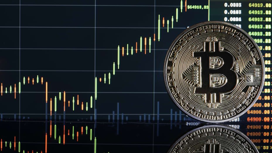 Bitcoin Holds Steady as Markets Eye Fed Guidance and Trade Developments