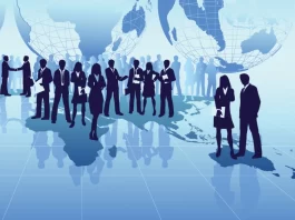 Global CEOs Warn on Slowing Growth as Pressure to Deliver Returns Intensifies