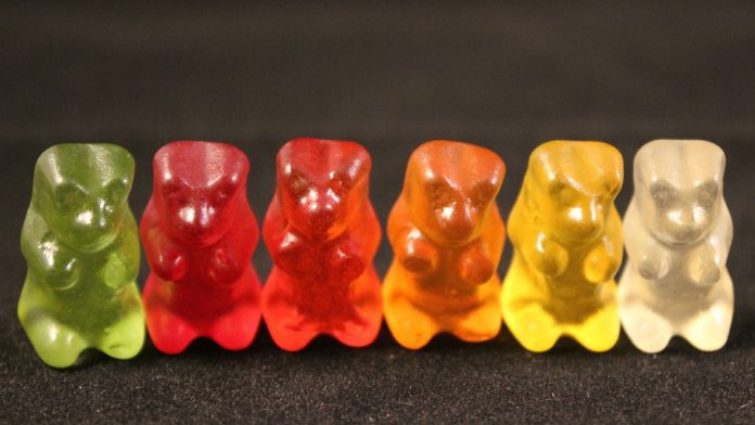 gummy-bear-245042_1280