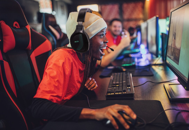 AVID Products AVIGA gaming headset