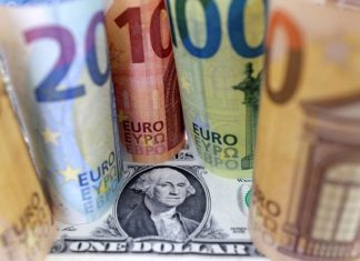 Oil Slump Hits European Energy Stocks as U.S.-Iran Diplomacy Gathers Pace