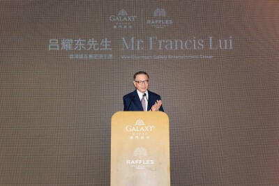 553268-Raffles-event-Francis-spe-1