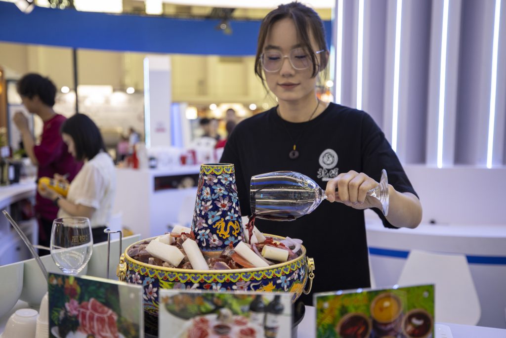 China’s wine market uncorks consumption vitality