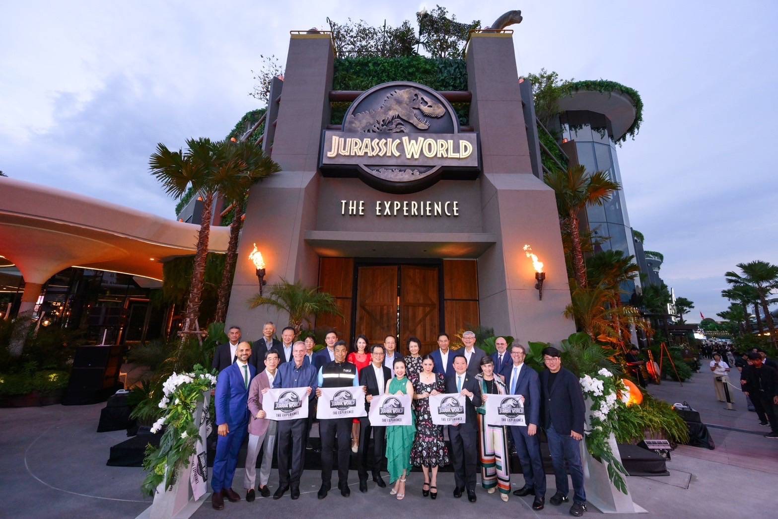 Jurassic World: The Experience, A New Immersive Walk-Through Experience Opens In Bangkok At Asiatique The Riverfront Destination