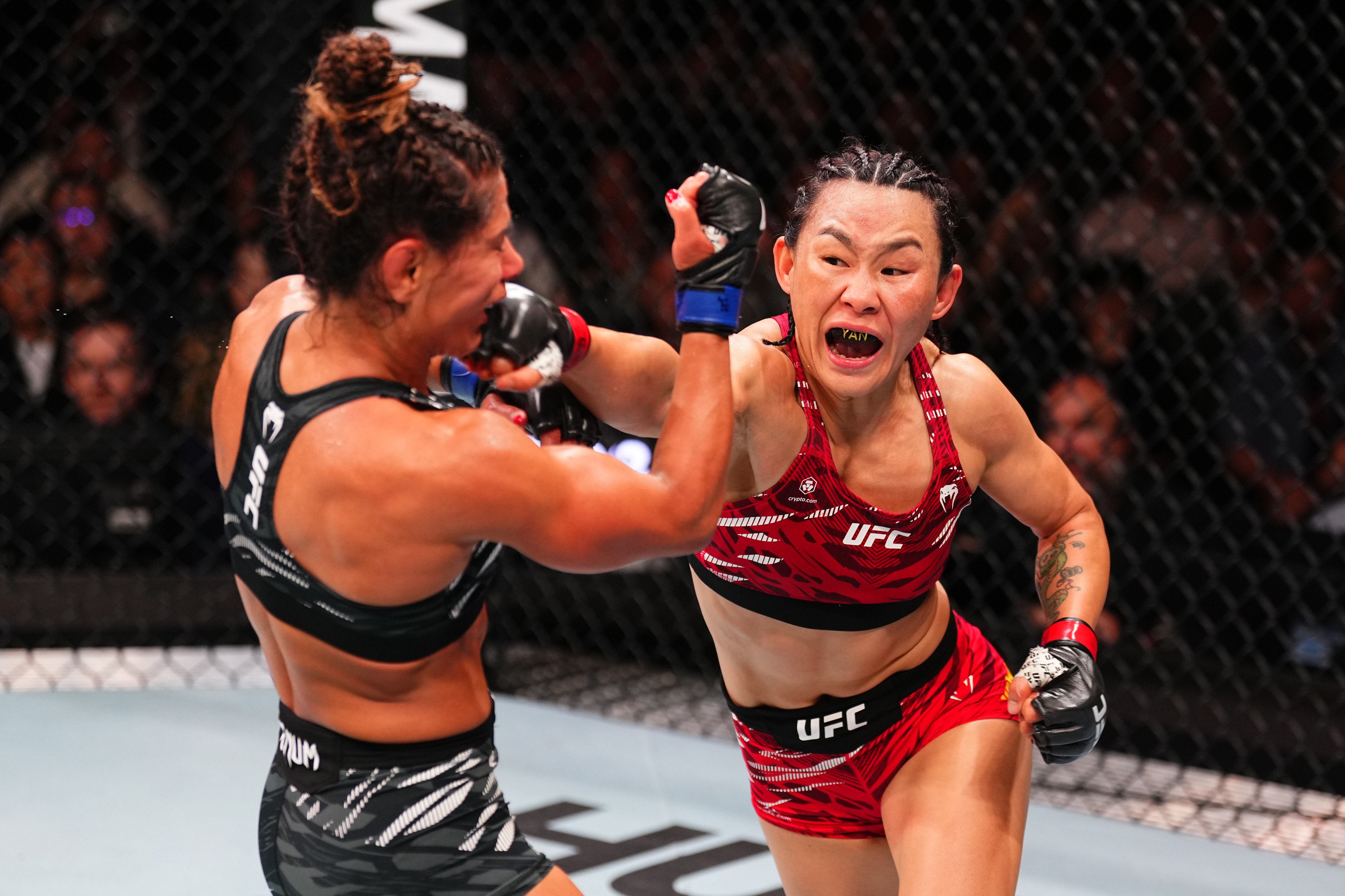 UFC is the premier promoter of MMA, a thrilling full-contact combat sport that blends techniques from multiple disciplines. Galaxy Macau’s landmark strategic partnership with UFC will further energize the appetite for global sports and grow MMA fanbase in Macau and the region.