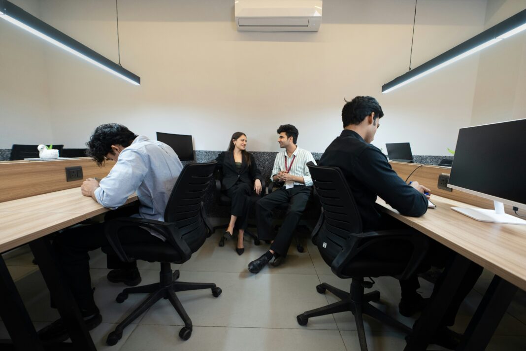 aakash-malik-ImgamWhnokY-unsplash