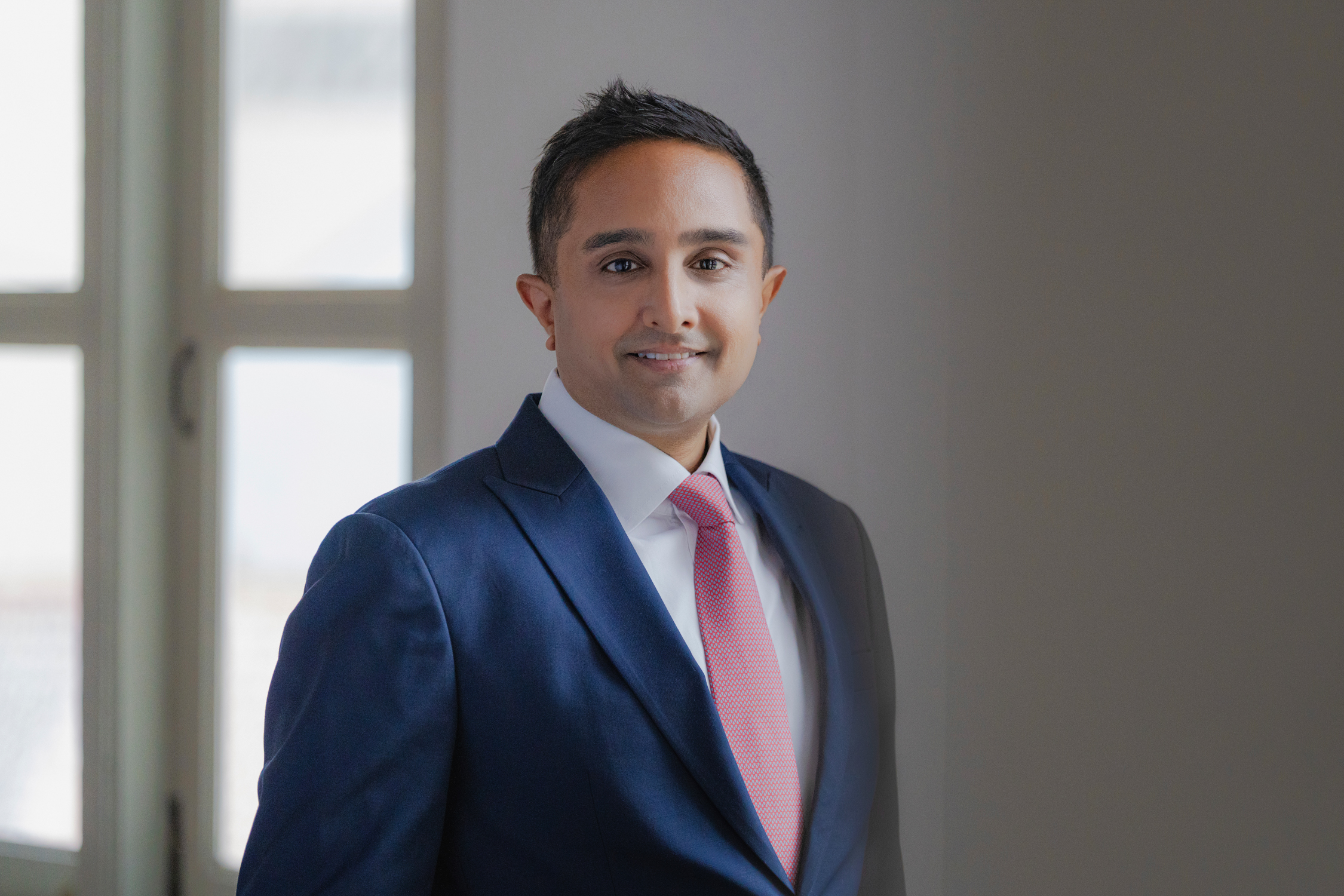 Neelay LinkedIn Photo 1