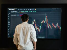 Why Are Tech Earnings Driving Market Optimism Despite US Political Uncertainty?