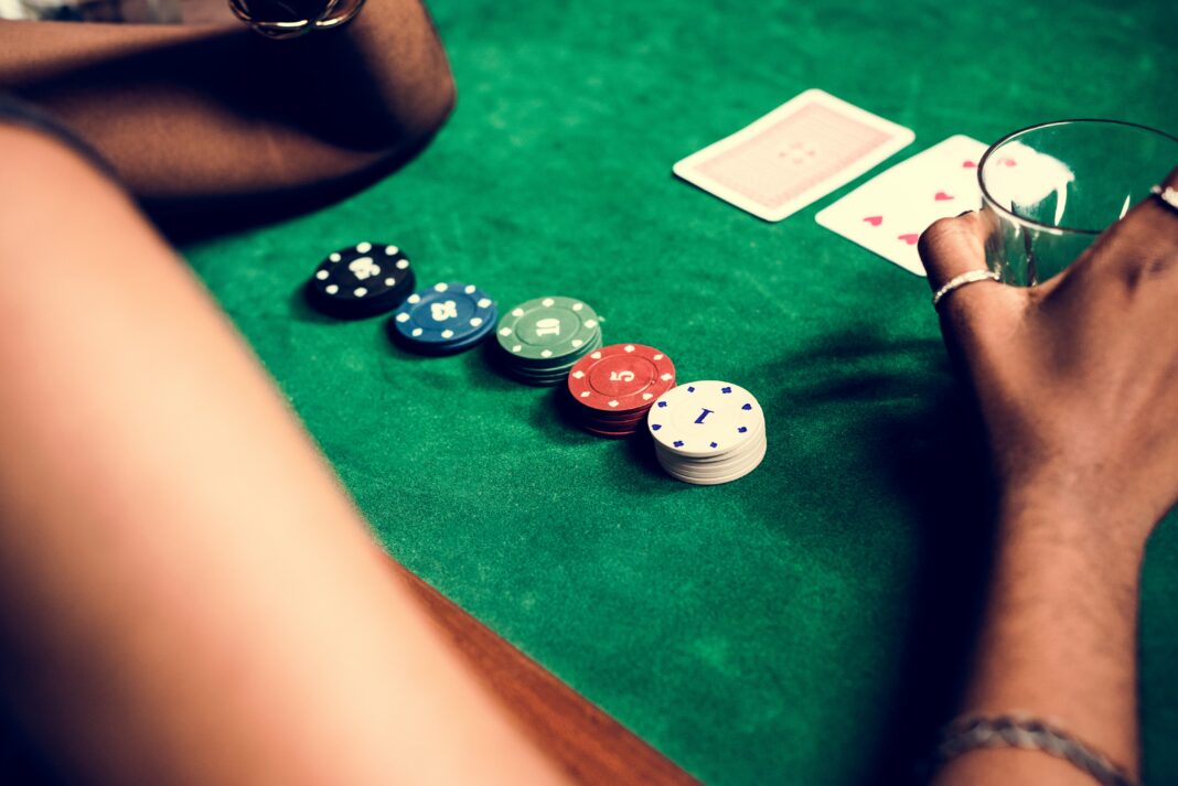 curated-lifestyle-Z-d3R3wU9pk-unsplash