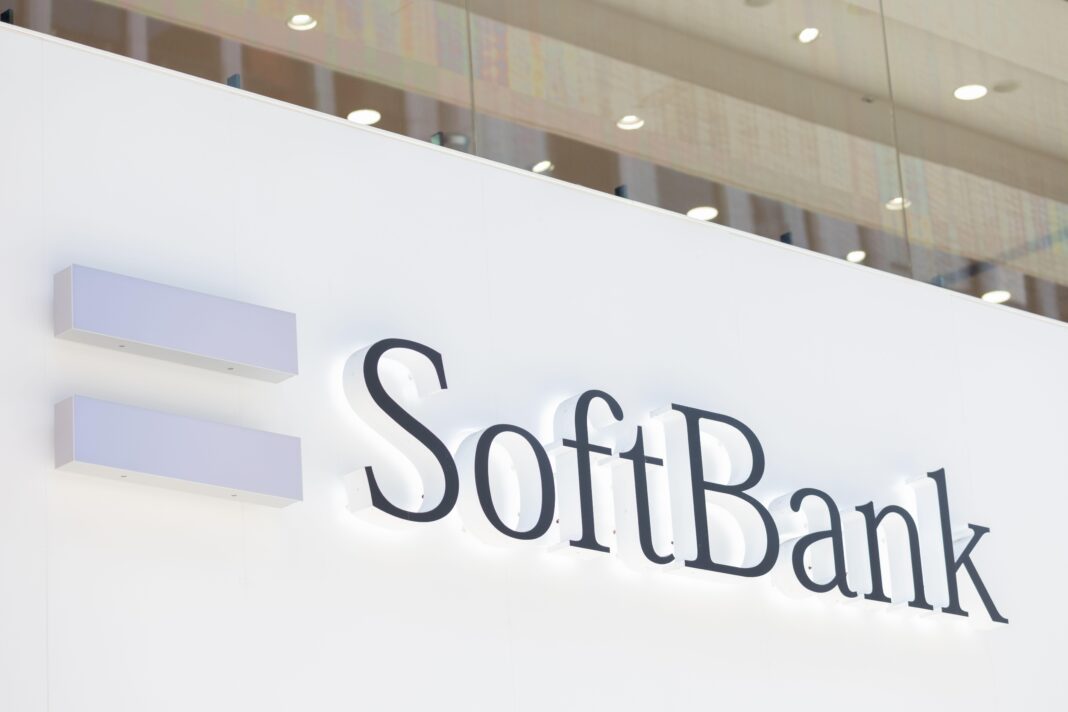 Tokyo, Japan. 27th Jan, 2022. Japanese multinational holding conglomerate SoftBank logo seen in Ginza, Tokyo. Credit: SOPA Images Limited/Alamy Live News