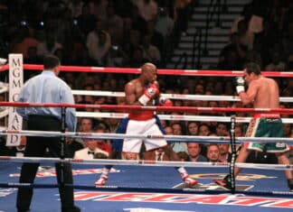 WEEKEND READ: How Floyd Mayweather Cut Out Promoters — and Built a $1 Billion Fight Business