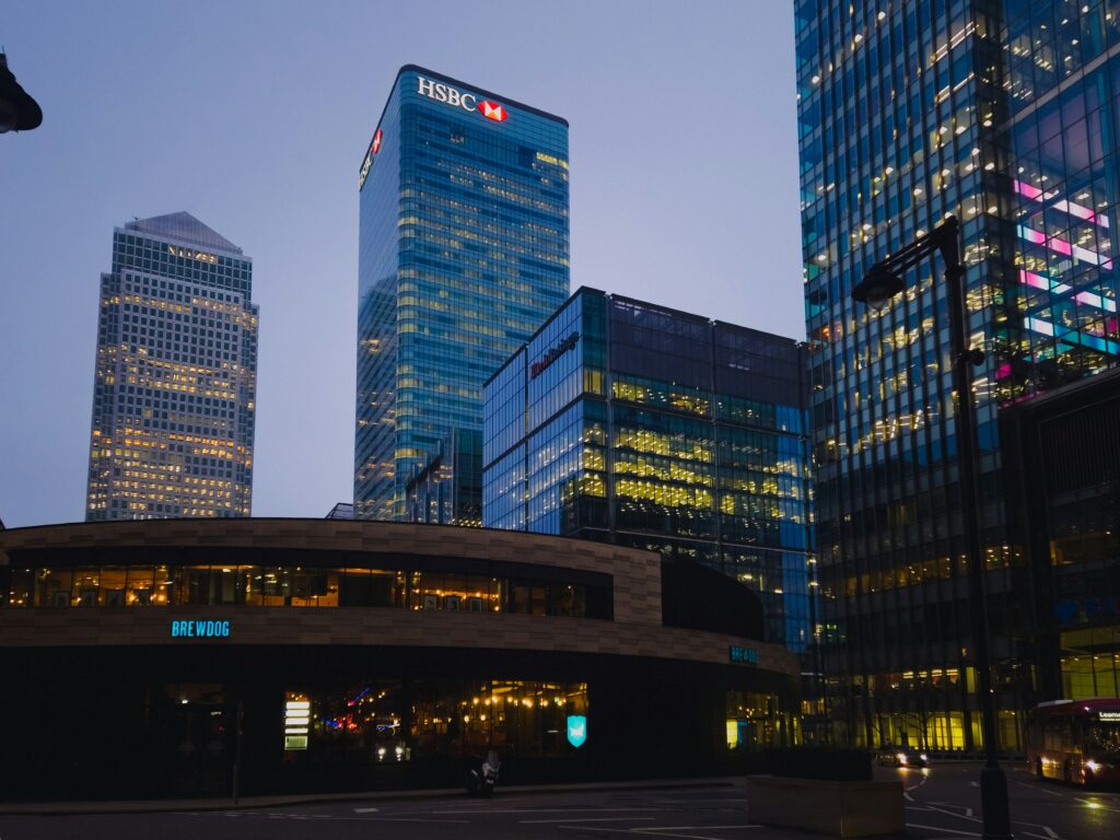 UK Banking Shocker: HSBC Records $400M Loss as  Lender Collapses