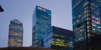 UK Banking Shocker: HSBC Records $400M Loss as Lender Collapses