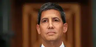 Trump Ally Kevin Warsh Confirmed as New Federal Reserve Chair