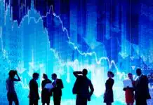 Institutions Pour Billions Into Private Credit as Retail Flees