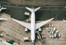 Airlines Hold Fares High as Jet Fuel Costs Retreat