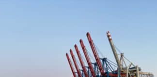 Ukraine’s Grain Exports Could Halve as Odesa Stays Shut