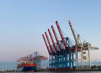 Ukraine’s Grain Exports Could Halve as Odesa Stays Shut