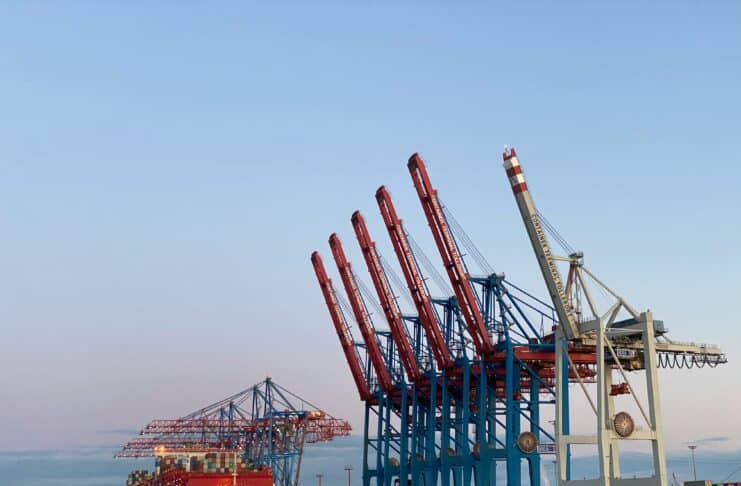 Ukraine’s Grain Exports Could Halve as Odesa Stays Shut