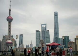 China Grows 4.5% as $938bn Trade Surplus Alarms Europe