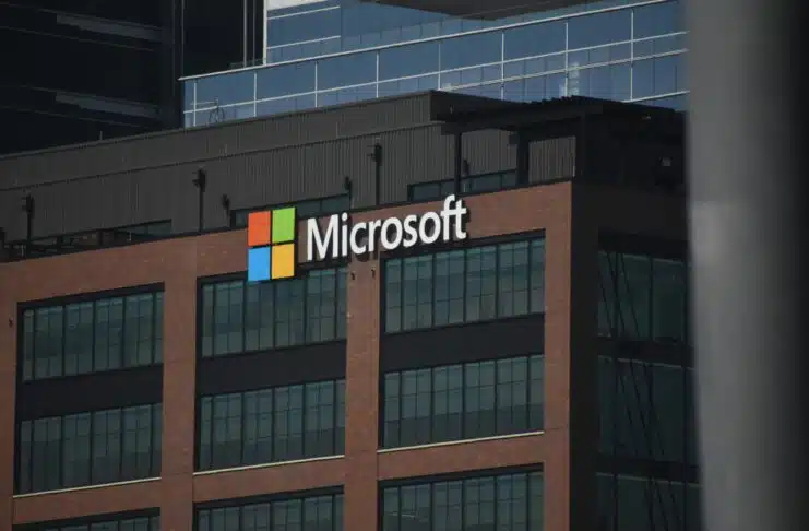 Microsoft Offers Buyouts to a Quarter of Its Staff as AI Rewrites Big Tech
