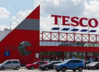 Tesco Sells Czech and Slovak Stores for £1.5bn as Its Overseas Empire Shrinks to Ireland