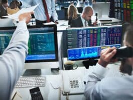 Chip Stocks Lead a Global Rebound as the AI Trade Regains Steam